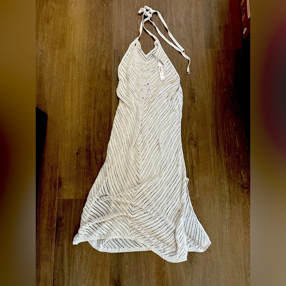 NEW WITH TAGS VS swim cover up